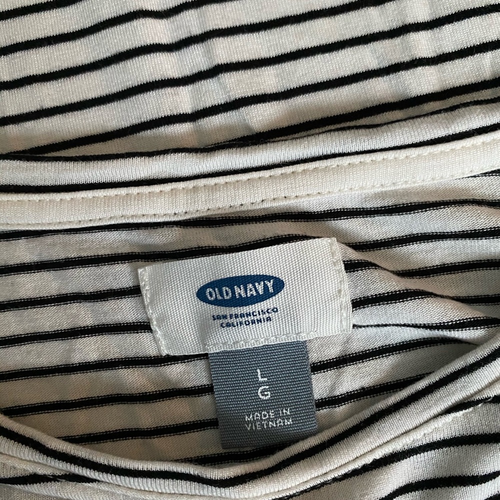 SOLD- Old Navy Striped Top - Picture 8 of 8